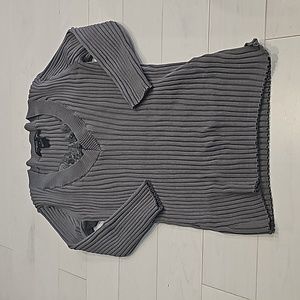 August Silk, V neck w/lace. Gray petite small sweater. 3/4 sleeve